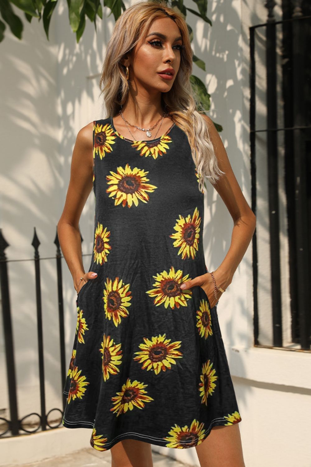 Printed Colorful Sleeveless Dress with Pockets