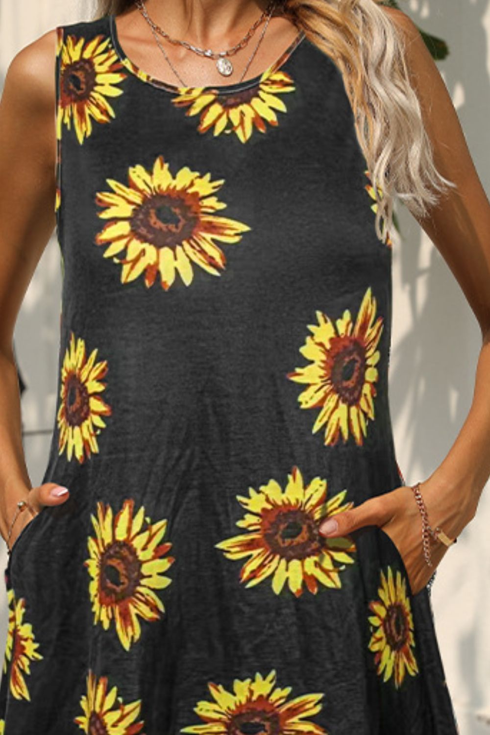 Printed Colorful Sleeveless Dress with Pockets