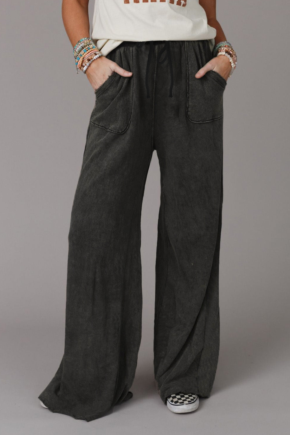 Women's Wide Leg Pocketed Pants